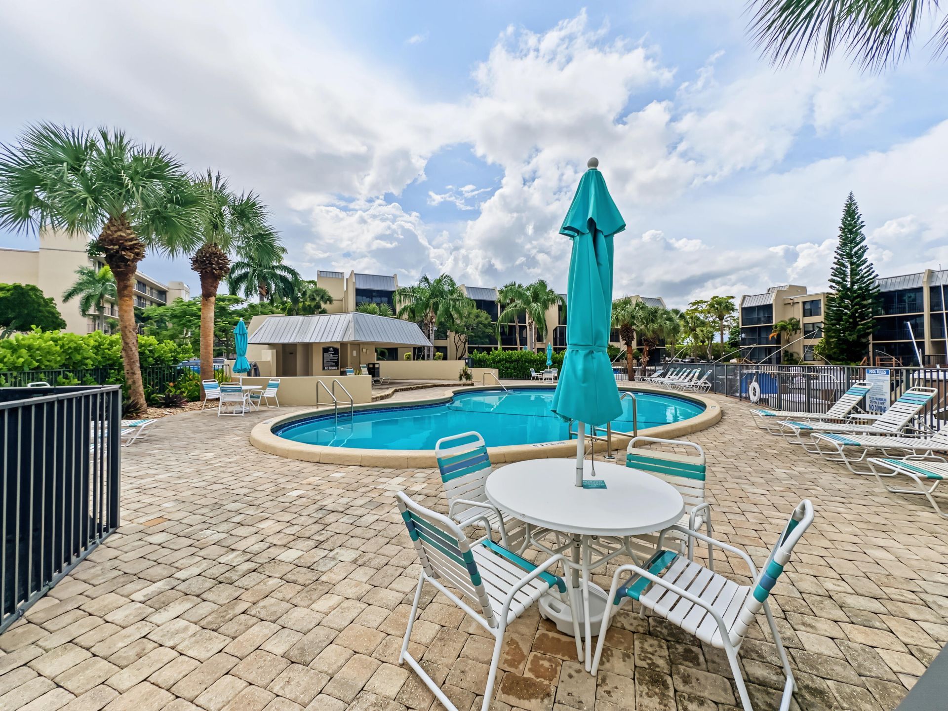 12 Royal Palm Way, Unit 2050, Boca Raton, FL 33432 Photo