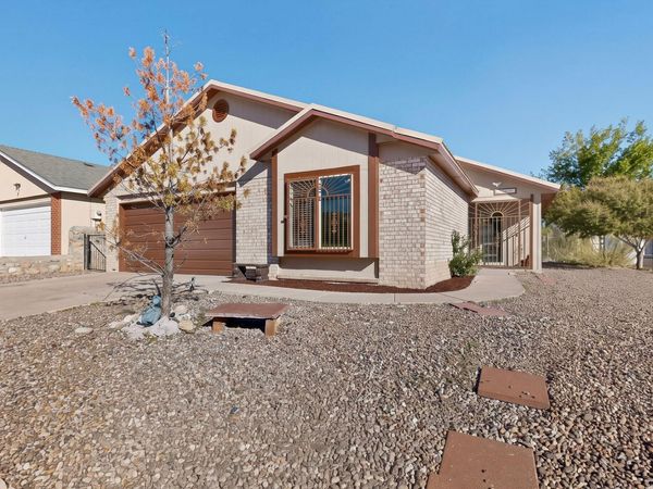 7701 Santa Maria Court NW, Albuquerque, NM 87120
