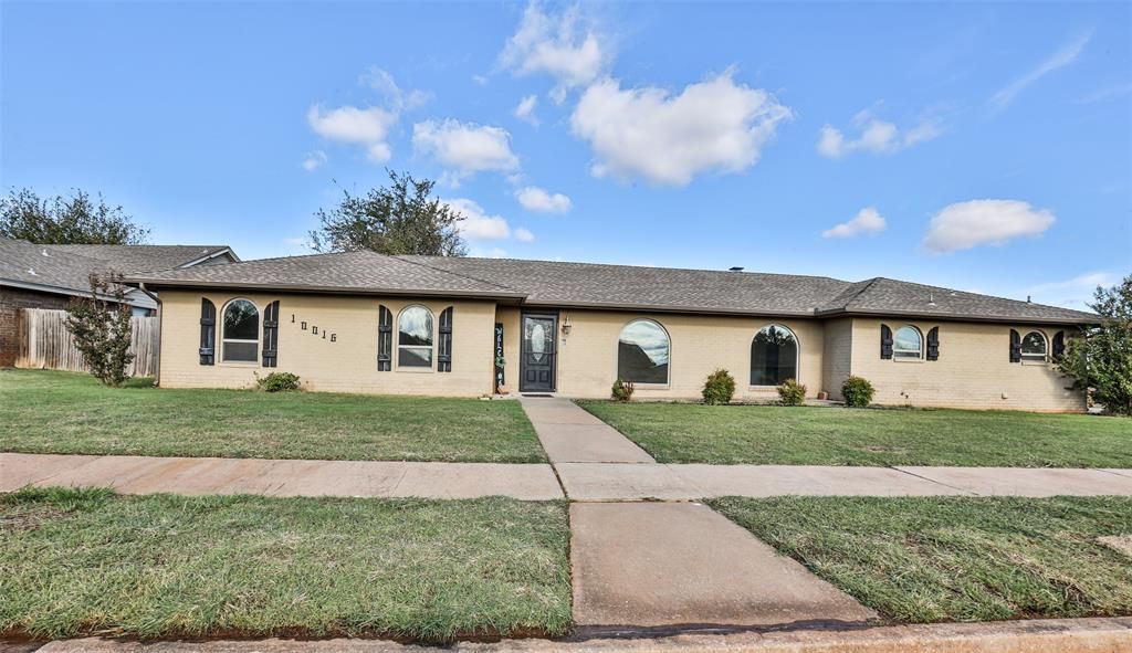 10016 Kingsgate Drive, Oklahoma City, OK 73159 Main Photo