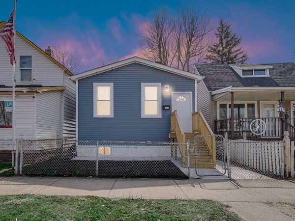 724 Willow Court , Hammond, IN 46320