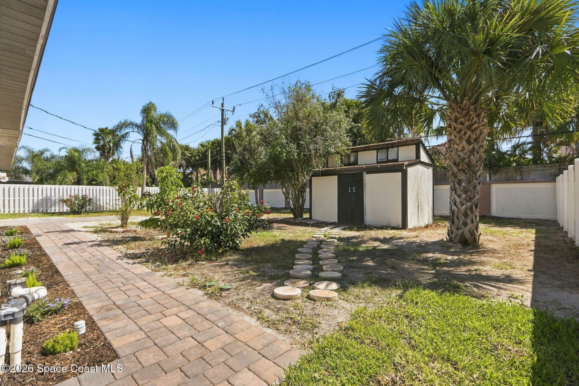 356 W Exeter Street , Satellite Beach, FL 32937 Photo