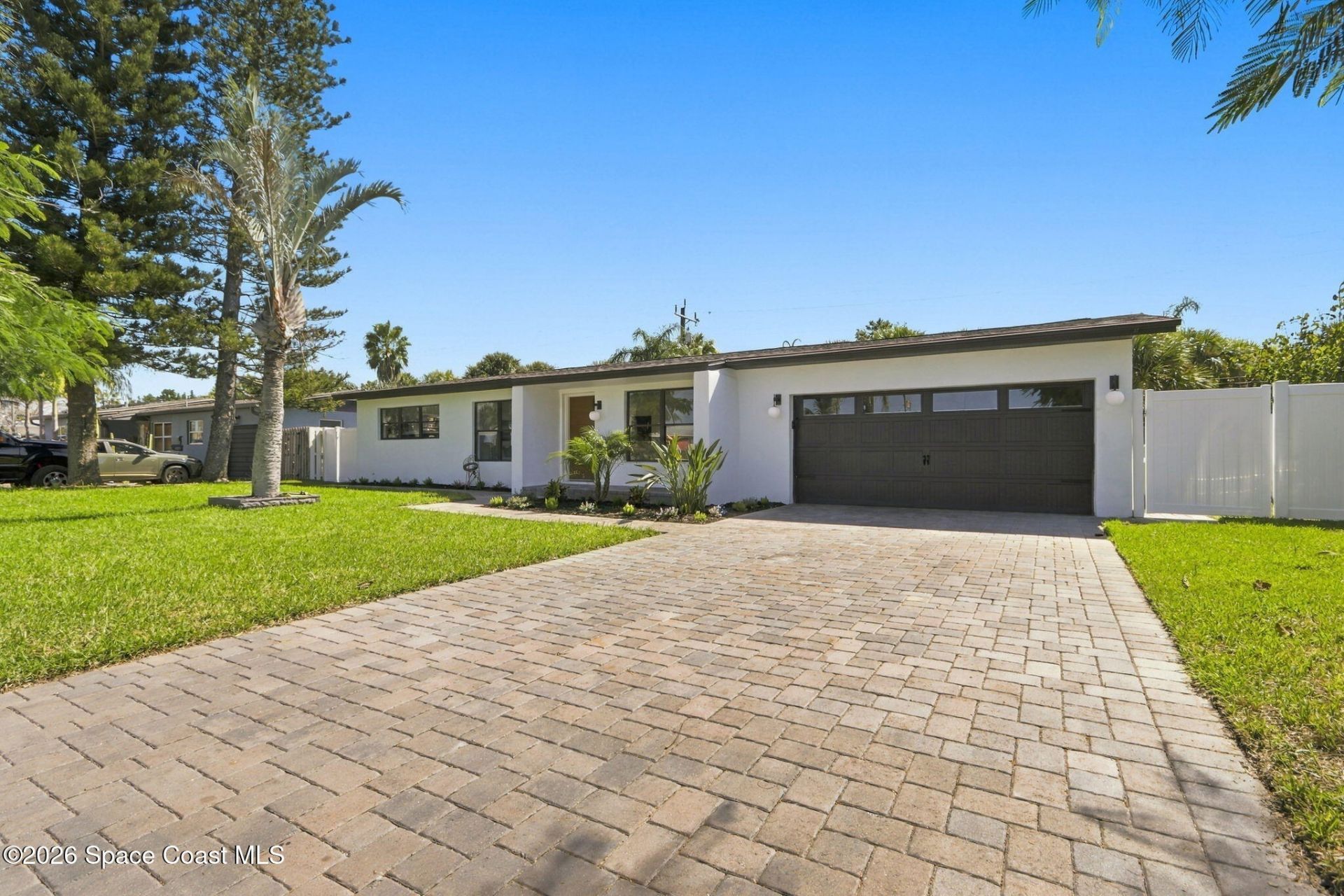 356 W Exeter Street , Satellite Beach, FL 32937 Photo