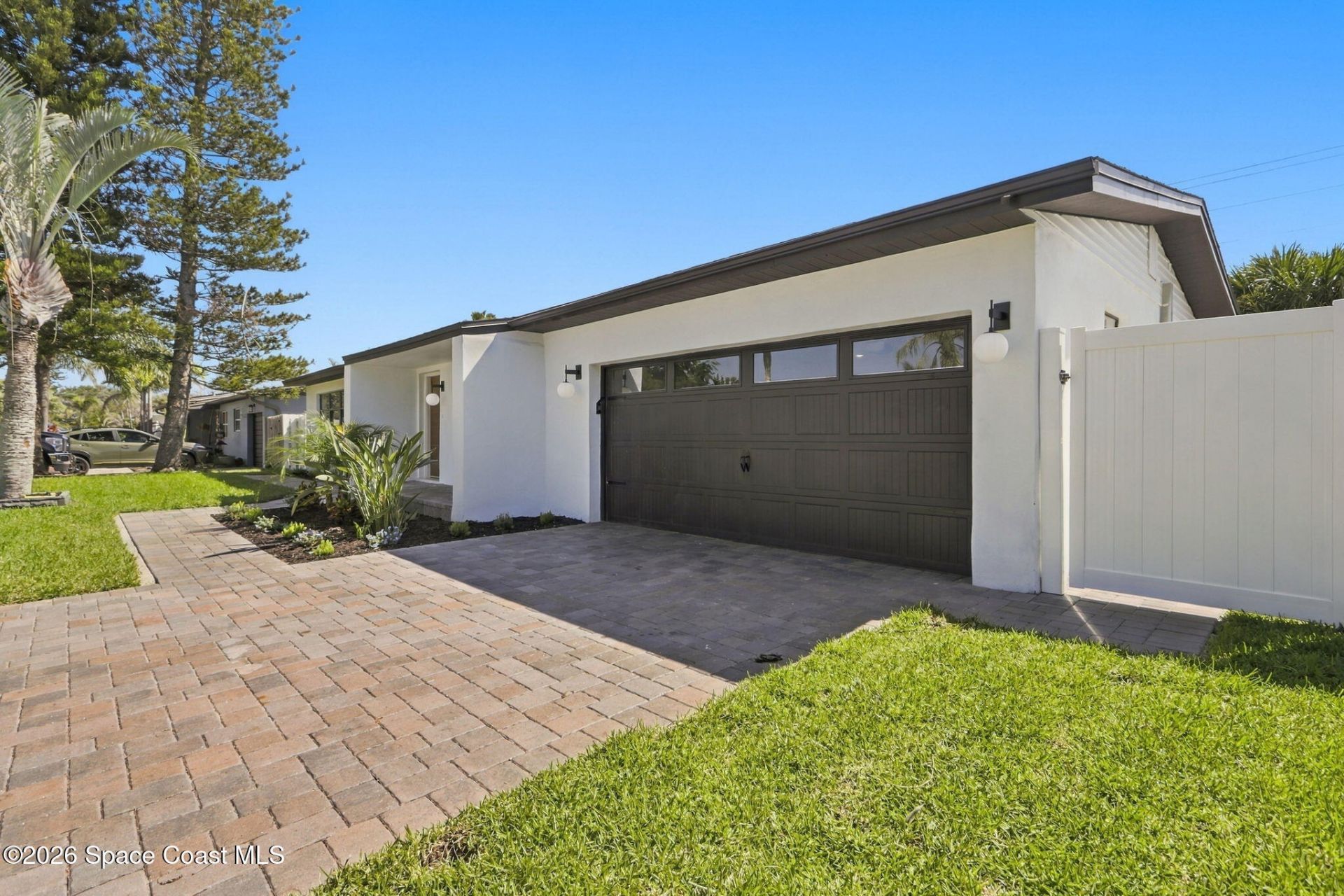 356 W Exeter Street , Satellite Beach, FL 32937 Photo