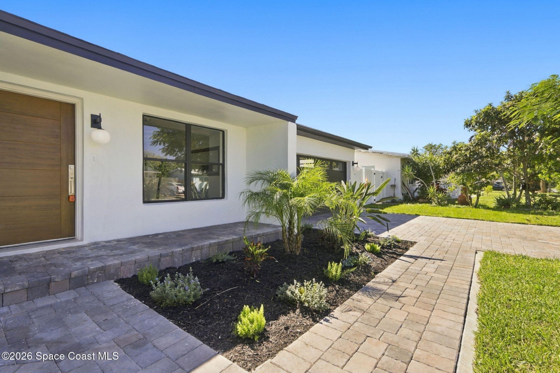 356 W Exeter Street , Satellite Beach, FL 32937 Photo