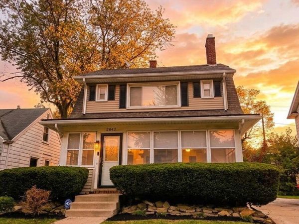2042 Wyndhurst Road, Toledo, OH 43607