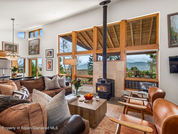 1039 S Kings Row Street, Carbondale, CO 81623