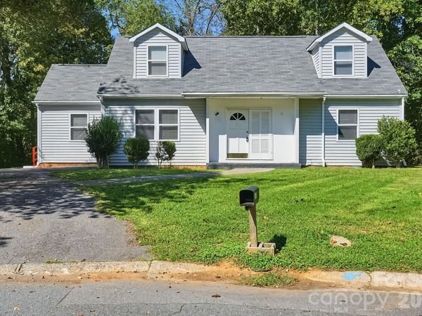 5111 Belcamp Lane , Charlotte, NC 28215