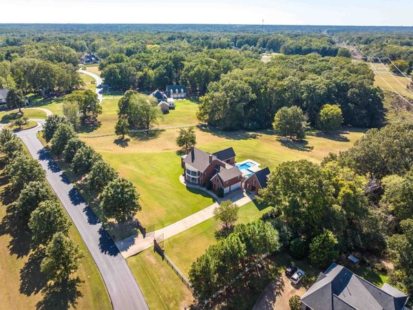 55 BONNE TERRE DR, Unicorp/Eads, TN 38028