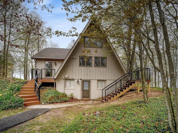 4346 W Fox Farm Road, Manistee, MI 49660