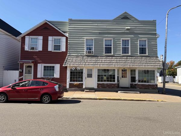 200, 202 & 204 S Pine Street, Ishpeming, MI 49849