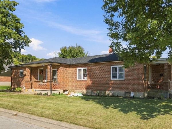 405 W 9th Street , Hermann, MO 65041