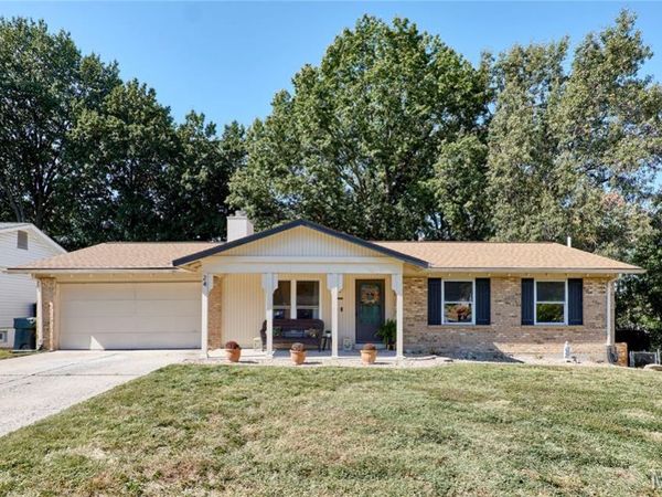 24 Lemon Tree Drive, St Peters, MO 63376