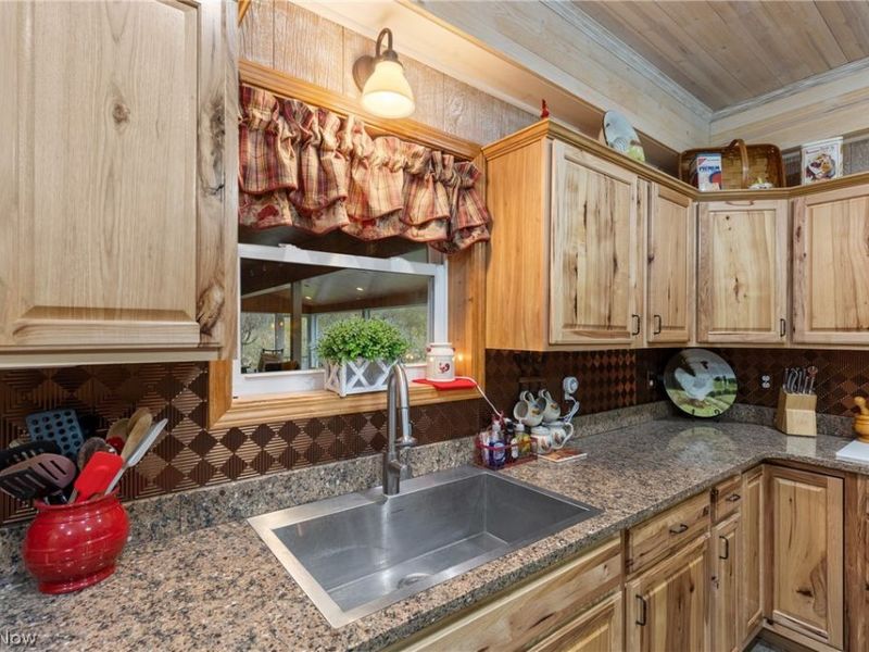 55730 Clover Ridge Road, Jacobsburg, OH 43933 Photo 12