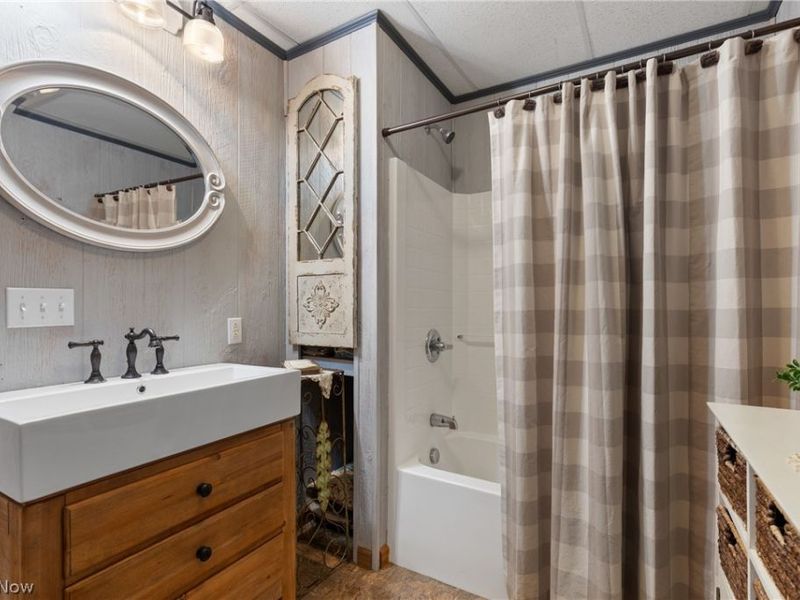 55730 Clover Ridge Road, Jacobsburg, OH 43933 Photo 15