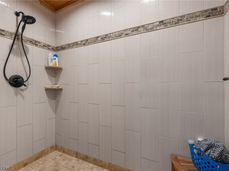 55730 Clover Ridge Road, Jacobsburg, OH 43933 Photo 21