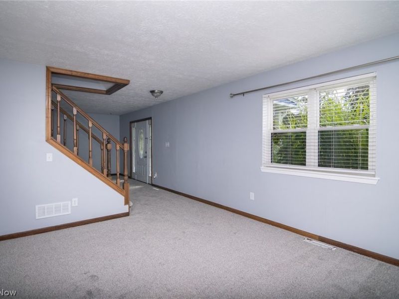 604 Pine Valley Drive, Steubenville, OH 43953 Photo 15