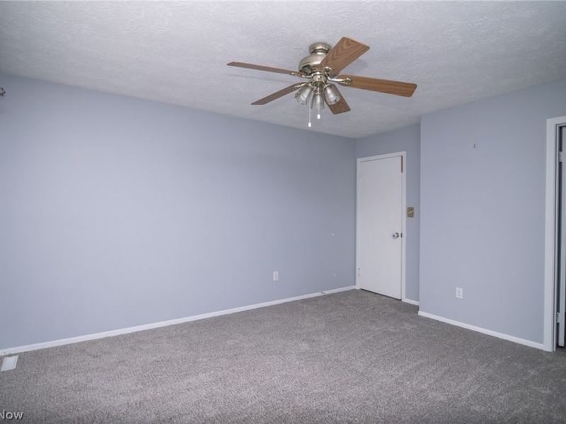 604 Pine Valley Drive, Steubenville, OH 43953 Photo 16