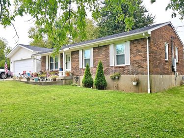 422 Vernon Street, Eminence, KY 40019