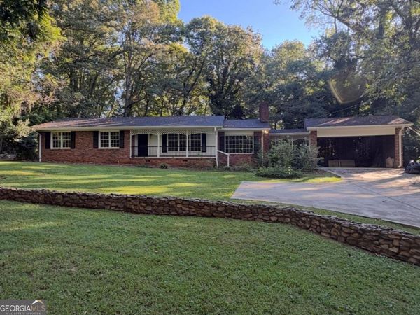 482 Dogwood Drive NW, Lilburn, GA 30047