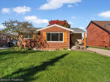 22461 Revere Street, St Clair Shores, Mi 48080