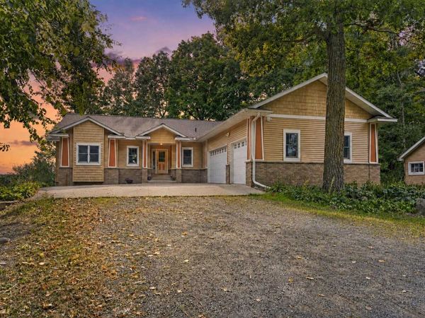 9840 Pine Shores Drive , Pine City, MN 55063