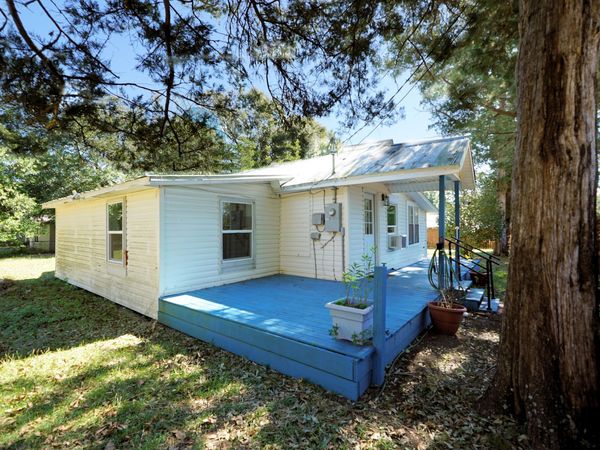 635 Amos Street, Crestview, FL 32539