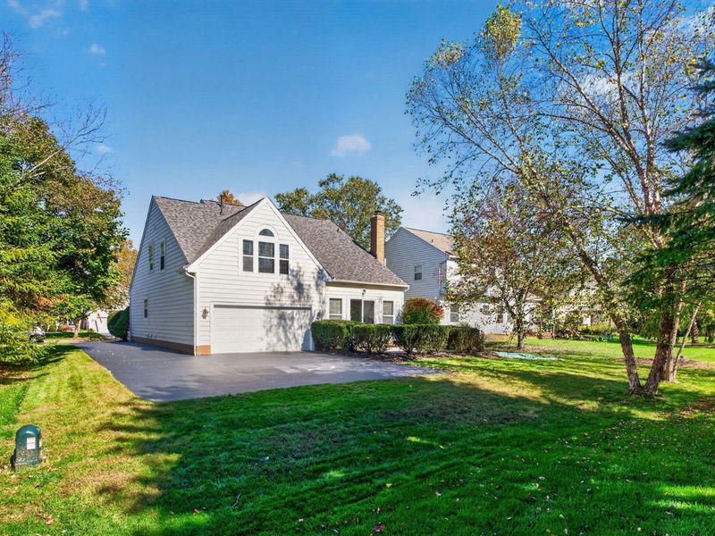 225 Stamford Drive , Powell, OH 43065 Photo 24