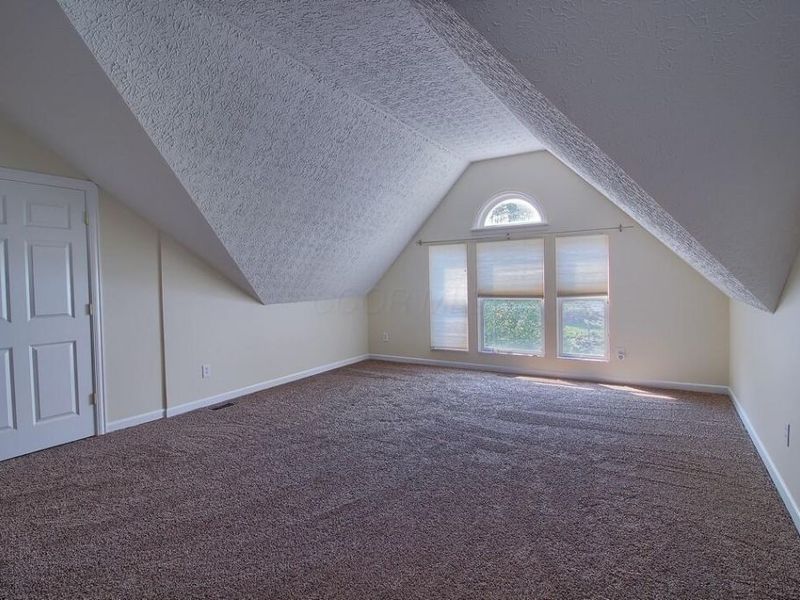 225 Stamford Drive , Powell, OH 43065 Photo 6