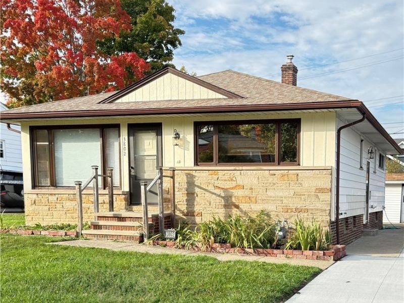 3802 Longwood Avenue, Parma, OH 44134 Photo 2