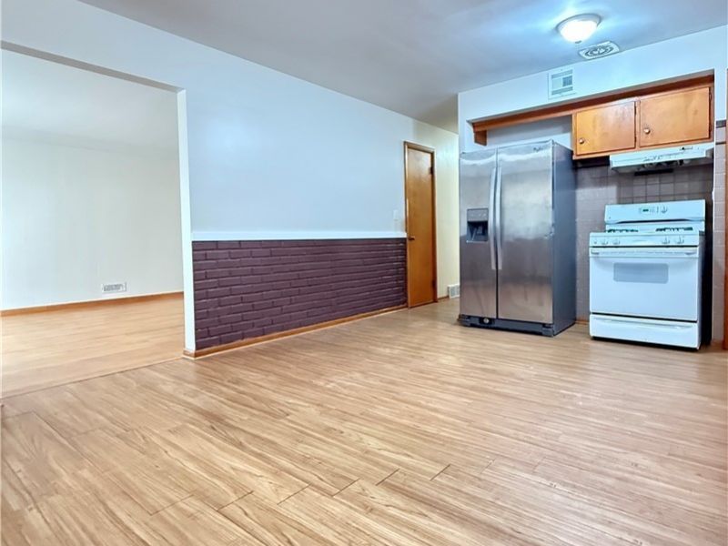 3802 Longwood Avenue, Parma, OH 44134 Photo 6