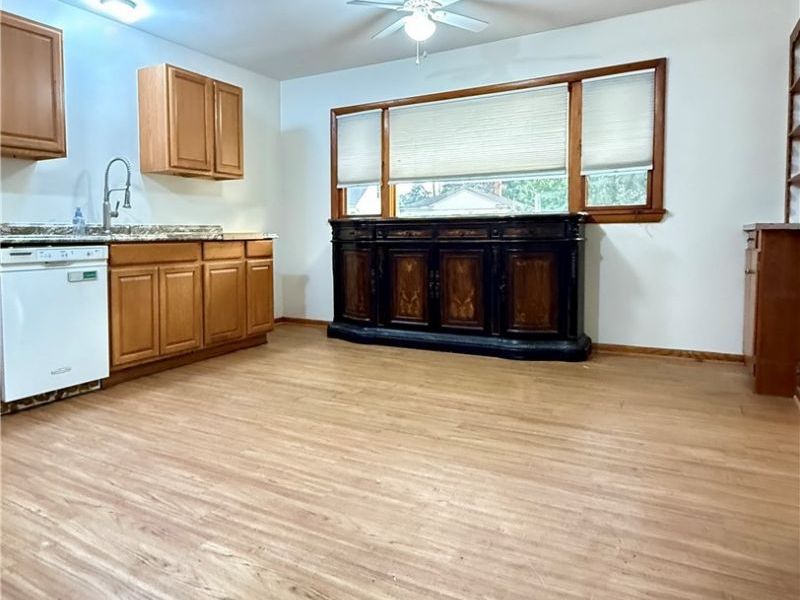 3802 Longwood Avenue, Parma, OH 44134 Photo 7