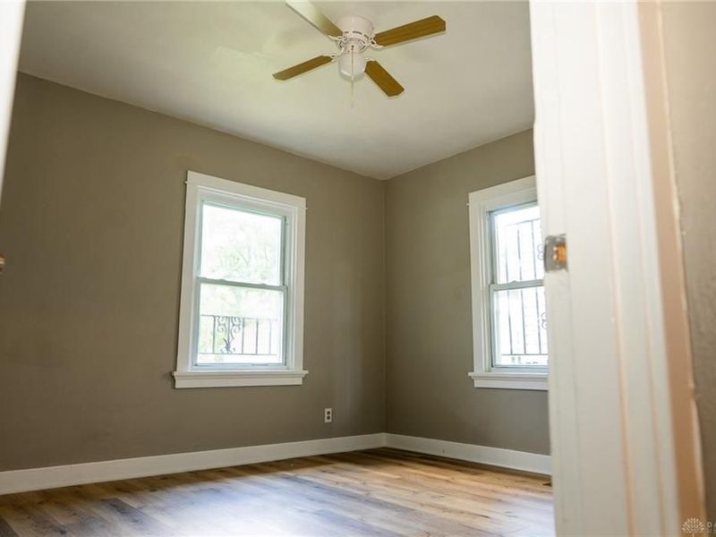 1727 W Riverview Avenue, Dayton, OH 45402 Photo 14