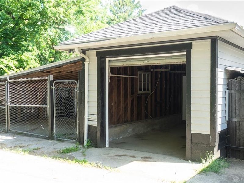 1727 W Riverview Avenue, Dayton, OH 45402 Photo 32