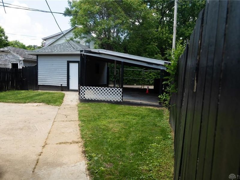 1727 W Riverview Avenue, Dayton, OH 45402 Photo 5