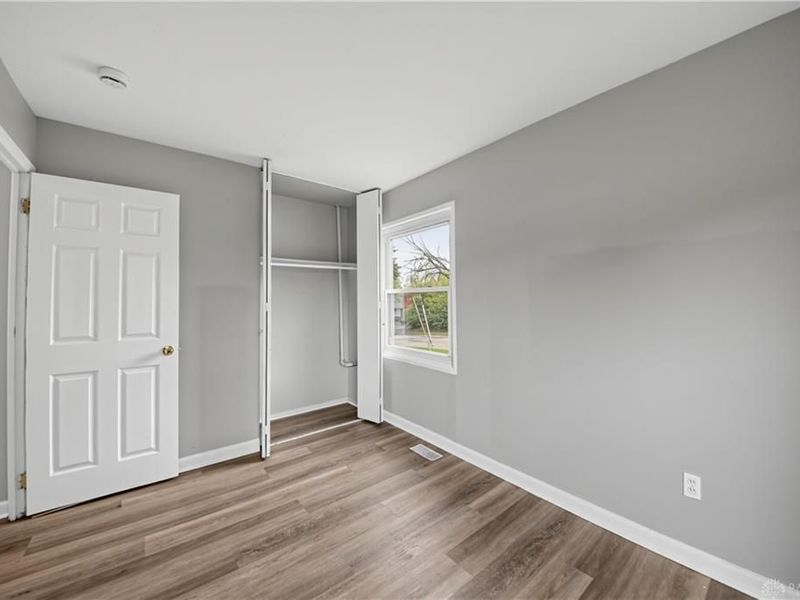 355 Millard Drive, Franklin, OH 45005 Photo 15