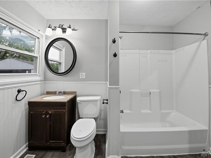 355 Millard Drive, Franklin, OH 45005 Photo 23