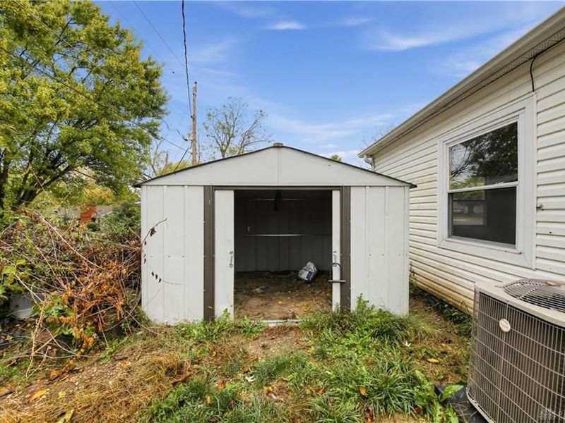 355 Millard Drive, Franklin, OH 45005 Photo 29