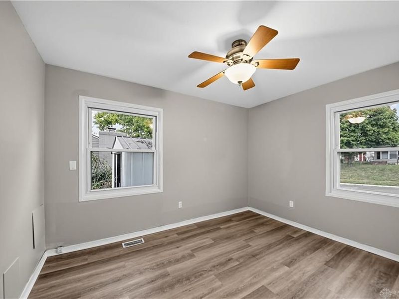 355 Millard Drive, Franklin, OH 45005 Photo 7