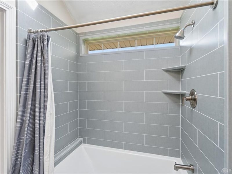 1016 Meadow Thrush Drive, Clayton, OH 45315 Photo 24