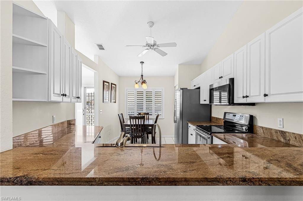 9061 Michael Cir , Unit 10, Naples, FL 34113 Photo