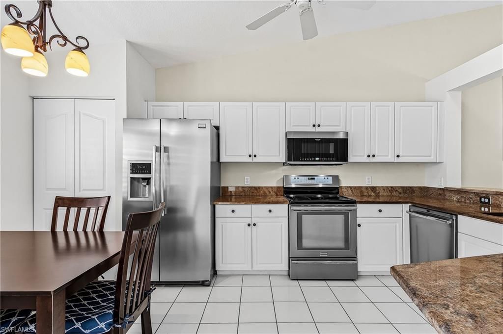 9061 Michael Cir , Unit 10, Naples, FL 34113 Photo