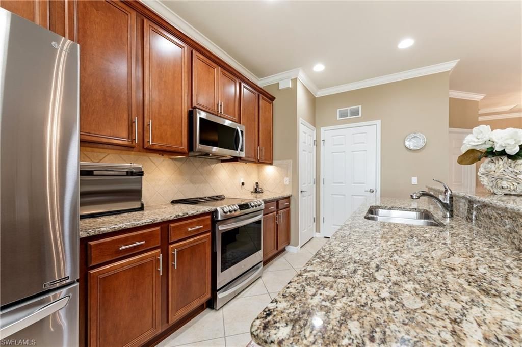 28582 Guinivere Way, Bonita Springs, FL 34135 Photo