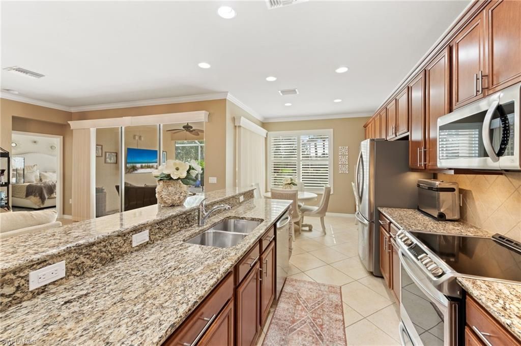 28582 Guinivere Way, Bonita Springs, FL 34135 Photo