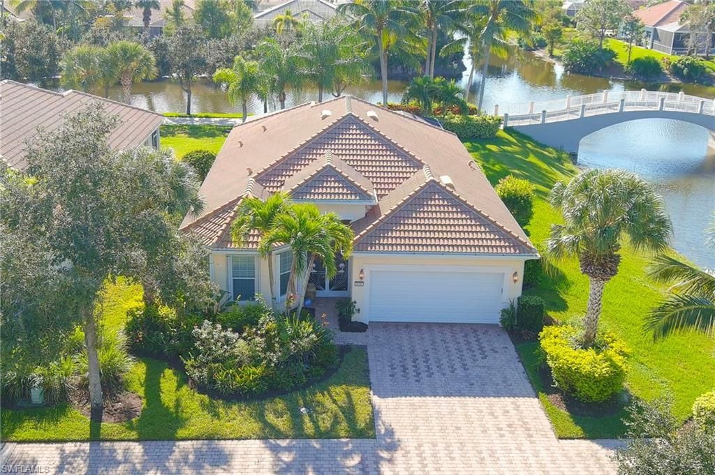 28582 Guinivere Way, Bonita Springs, FL 34135 Photo
