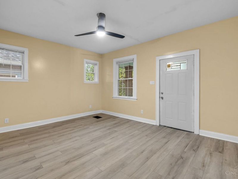 3914 Meyerfeld Avenue, Cheviot, OH 45211 Photo 5