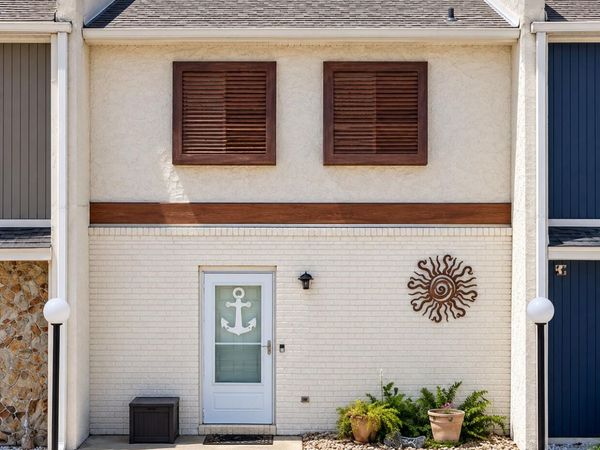 6215 Thomas Drive, UNIT 123, Panama City Beach, FL 32408