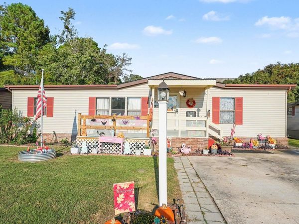 150 Queens Rd. , Little River, SC 29566