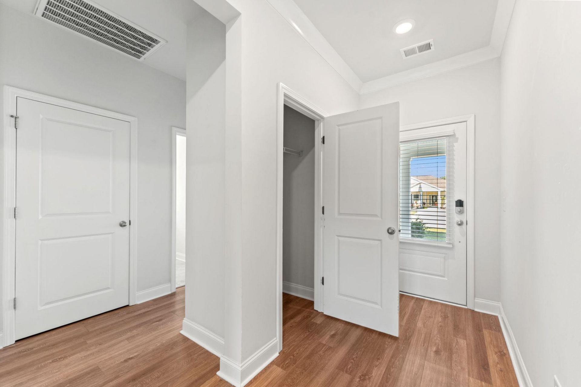 188 Sago Palm Dr.  Photo 5