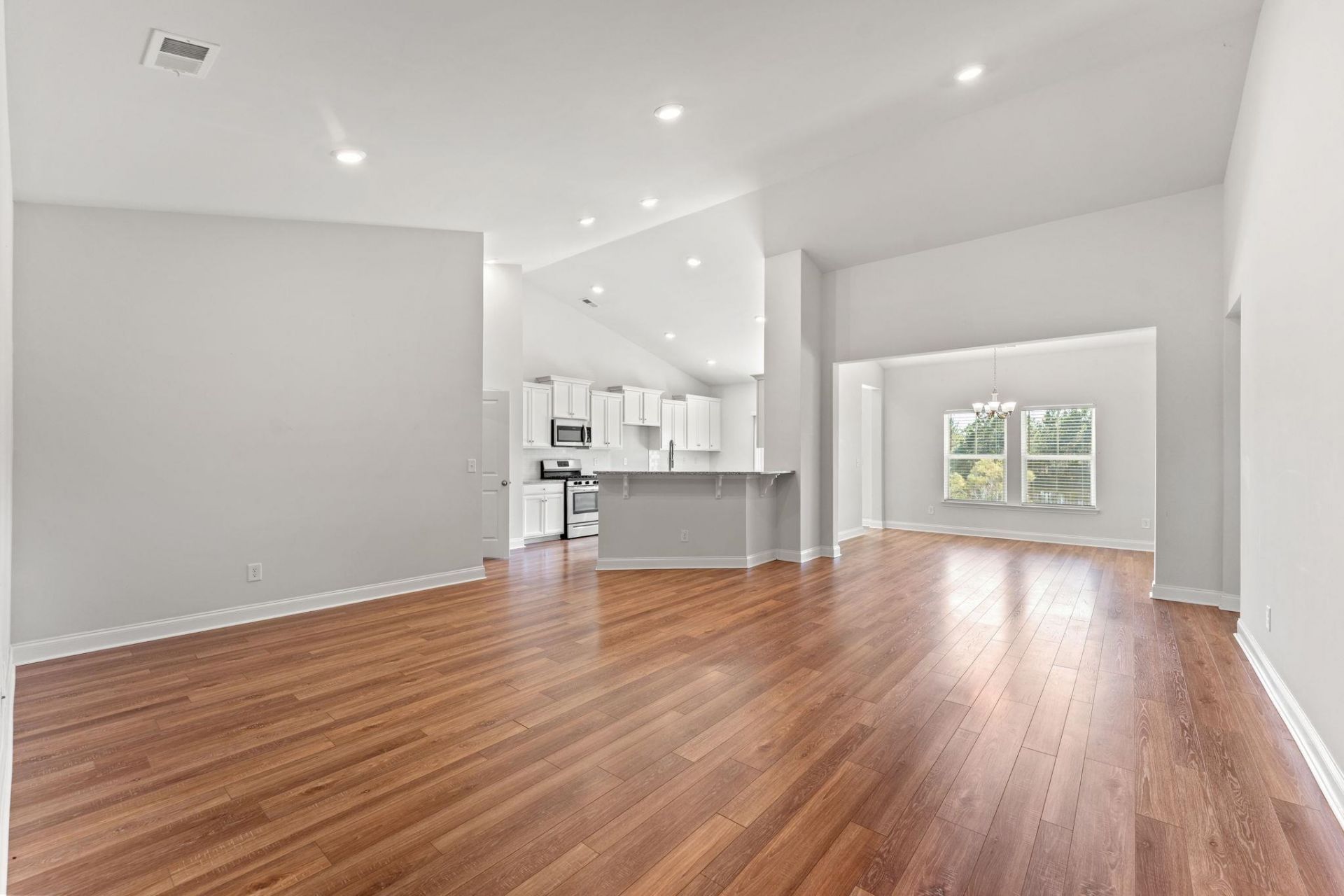 188 Sago Palm Dr.  Photo 6