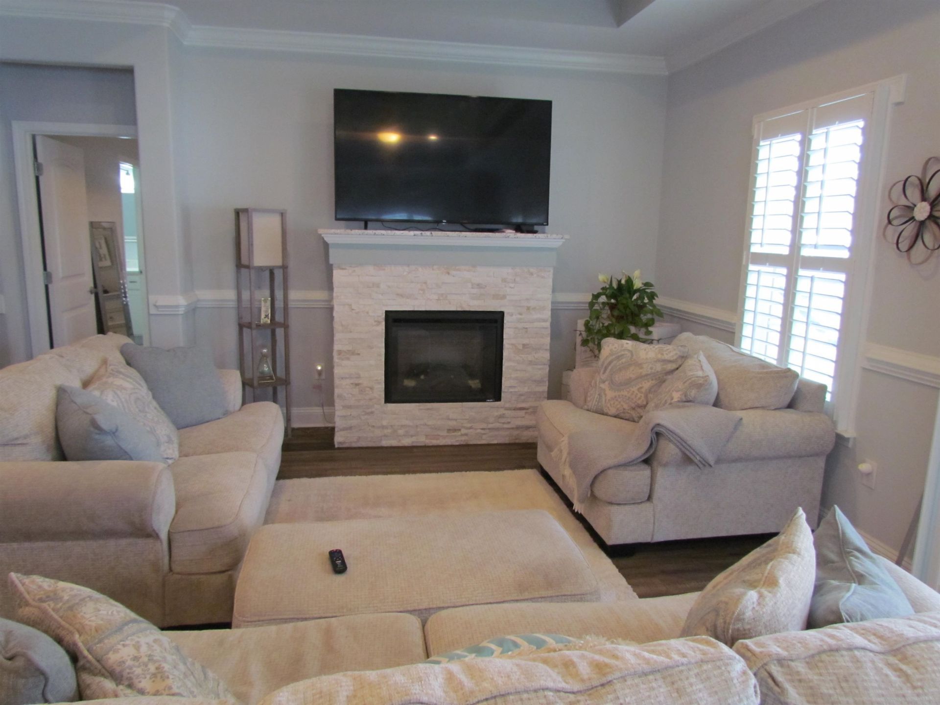 194 Swallowtail Ct. Photo 5